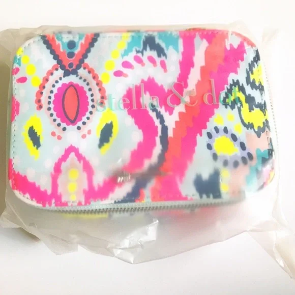 Stella & Dot | Ikat Travel Jewelry Case - Picture 4 of 5